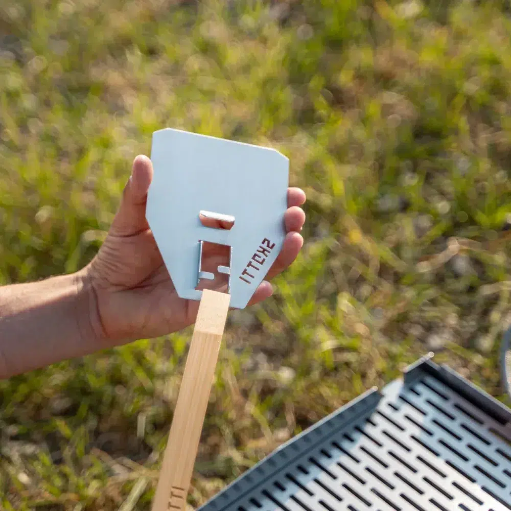 SKOTTI Flip | Espátula para pinzas de parrilla