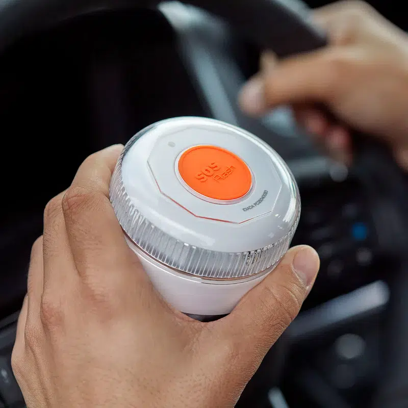 Baliza V16 Innova con visibilidad 360 grados hasta 1 km