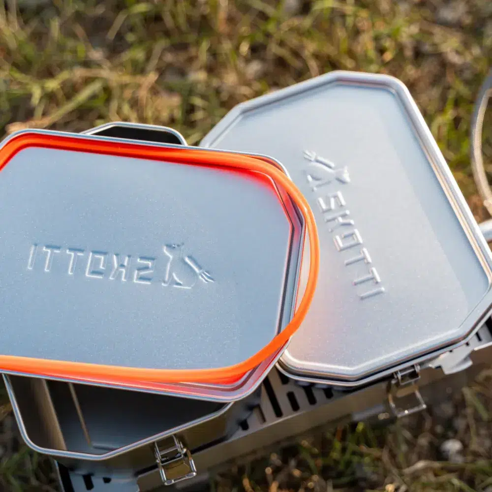 skotti_product-shooting_230710-75-scaled-1.webp SKOTTI Boks 1L | Caja de acero inoxidable 1 L